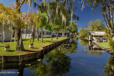 118 Hicks Avenue Crescent City FL 32112