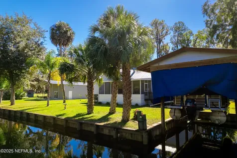 118 Hicks Avenue Crescent City FL 32112