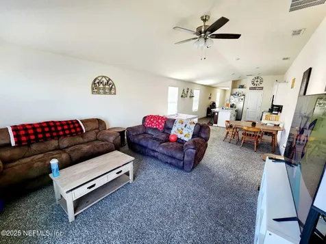 2432 Falling Star Lane Green Cove Springs FL 32043