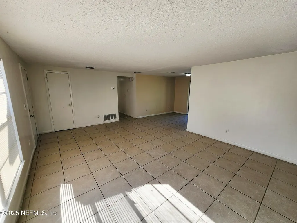 7127 Prellie Street Jacksonville FL 32210