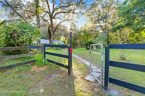 4704 NE 255th Drive Melrose FL 32666