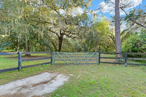 4704 NE 255th Drive Melrose FL 32666
