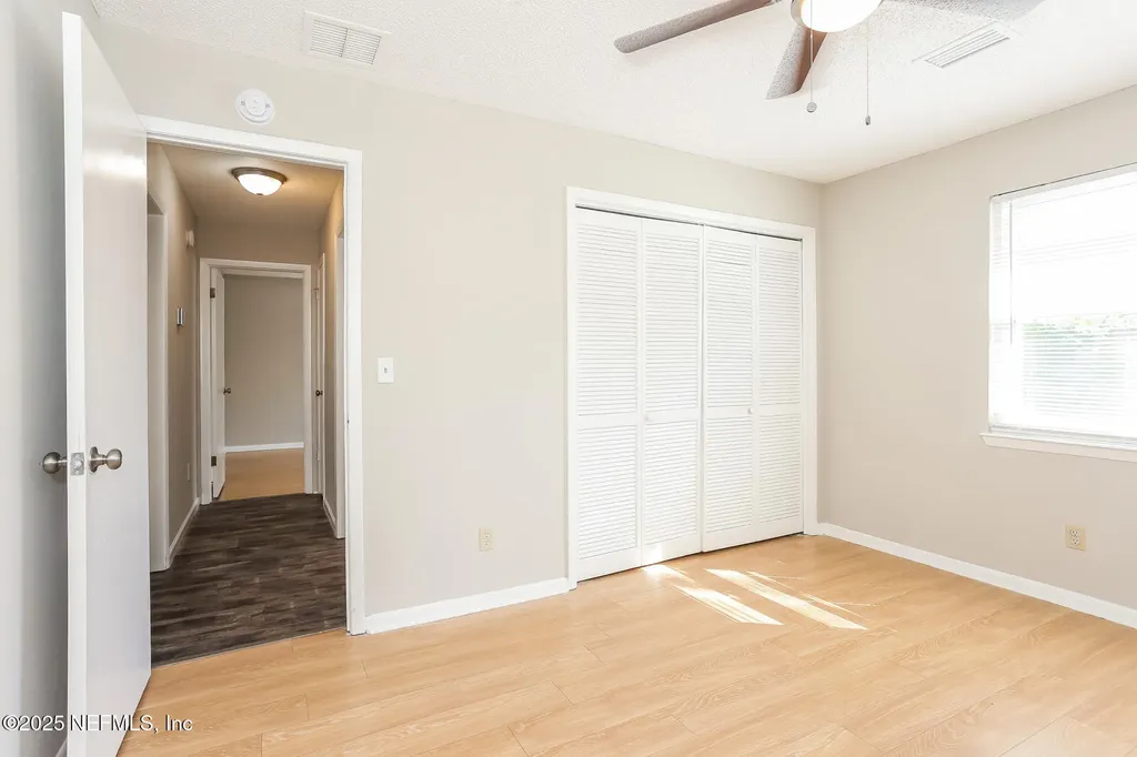 443 Holiday Hill Circle W Jacksonville FL 32216