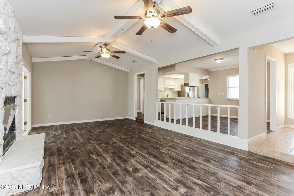 443 Holiday Hill Circle W Jacksonville FL 32216