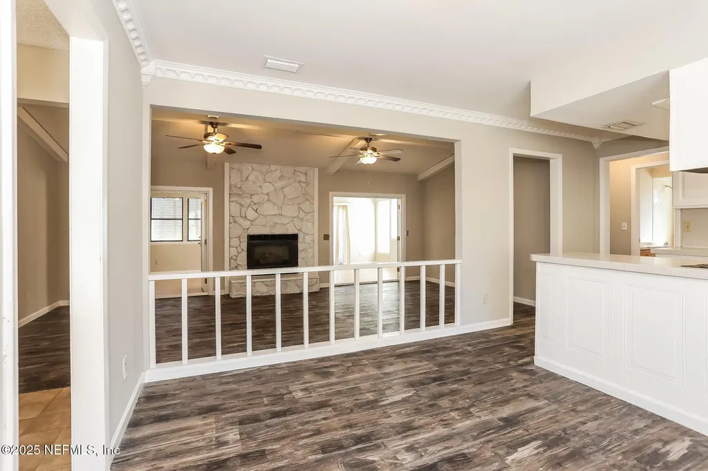 443 Holiday Hill Circle W Jacksonville FL 32216