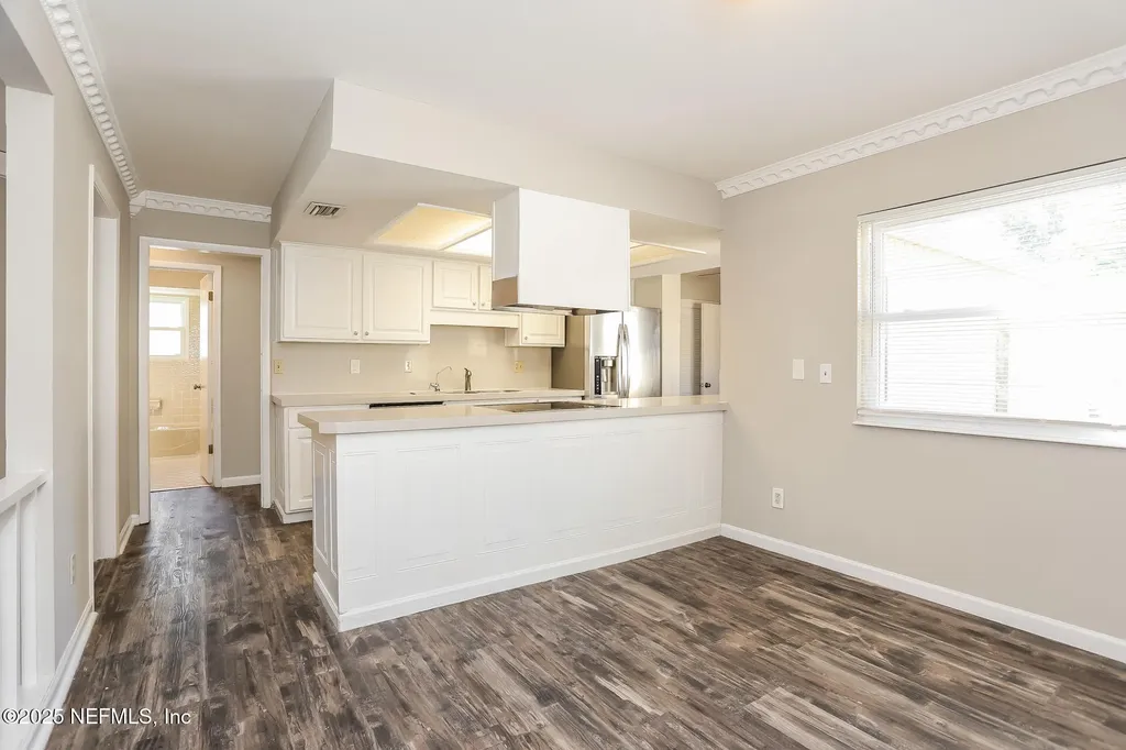 443 Holiday Hill Circle W Jacksonville FL 32216