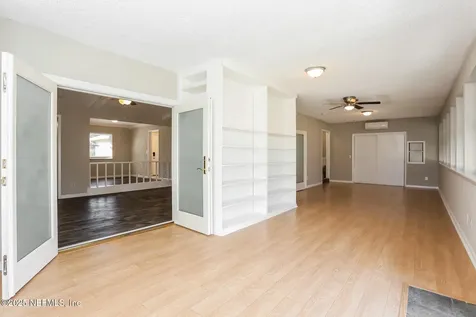 443 Holiday Hill Circle W Jacksonville FL 32216