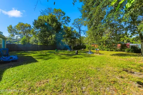 4909 Fredericksburg Avenue Jacksonville FL 32208