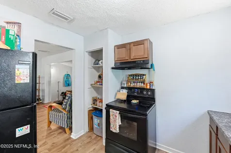 4909 Fredericksburg Avenue Jacksonville FL 32208