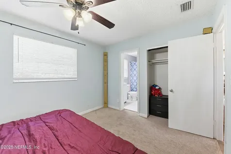 4909 Fredericksburg Avenue Jacksonville FL 32208
