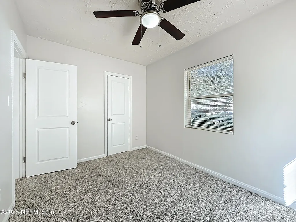 8962 Monroe Avenue Jacksonville FL 32208