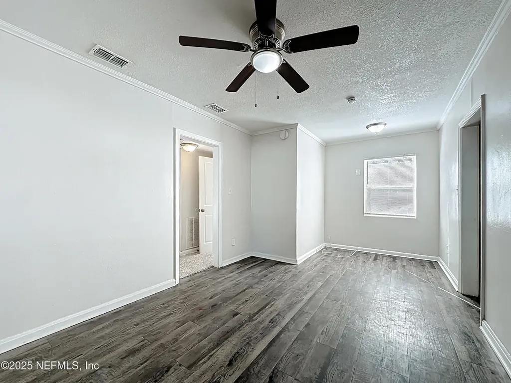 8962 Monroe Avenue Jacksonville FL 32208