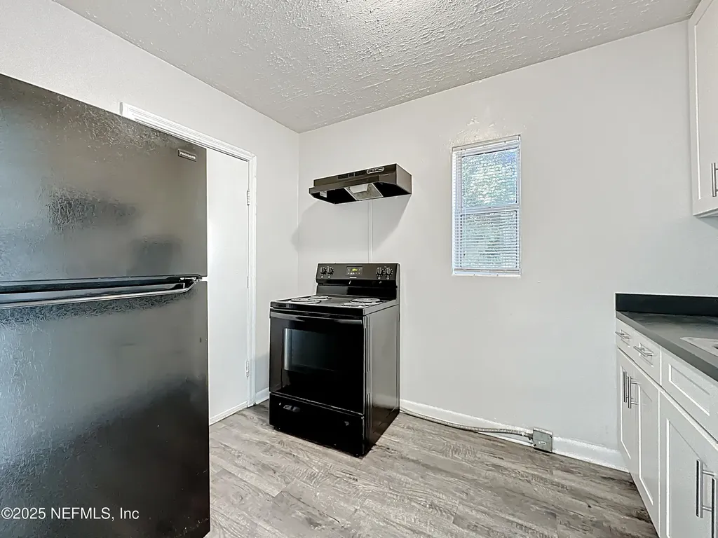 8962 Monroe Avenue Jacksonville FL 32208