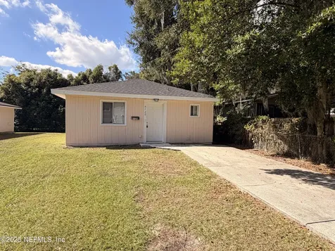 8720 4th Avenue Jacksonville FL 32208