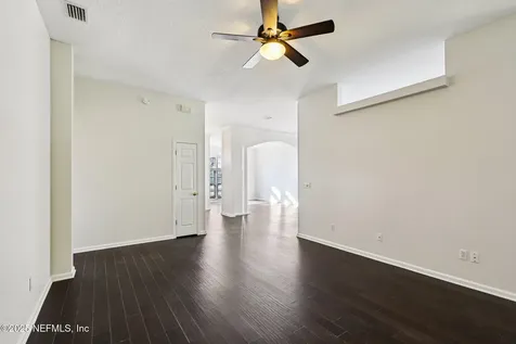 5289 Oxford Crest Drive Jacksonville FL 32258