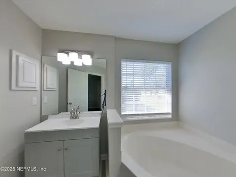 1020 Woodbridge Hollow Road Jacksonville FL 32218