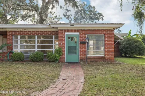 1511 River Bluff Road N Jacksonville FL 32211