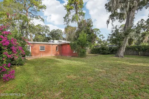 1511 River Bluff Road N Jacksonville FL 32211