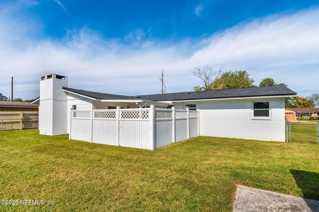 5676 Flagstaff Road Jacksonville FL 32207