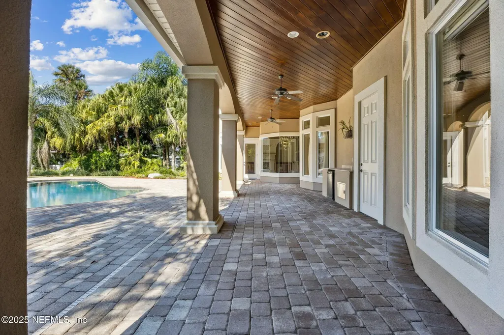 21 N Roscoe Boulevard Ponte Vedra Beach FL 32082