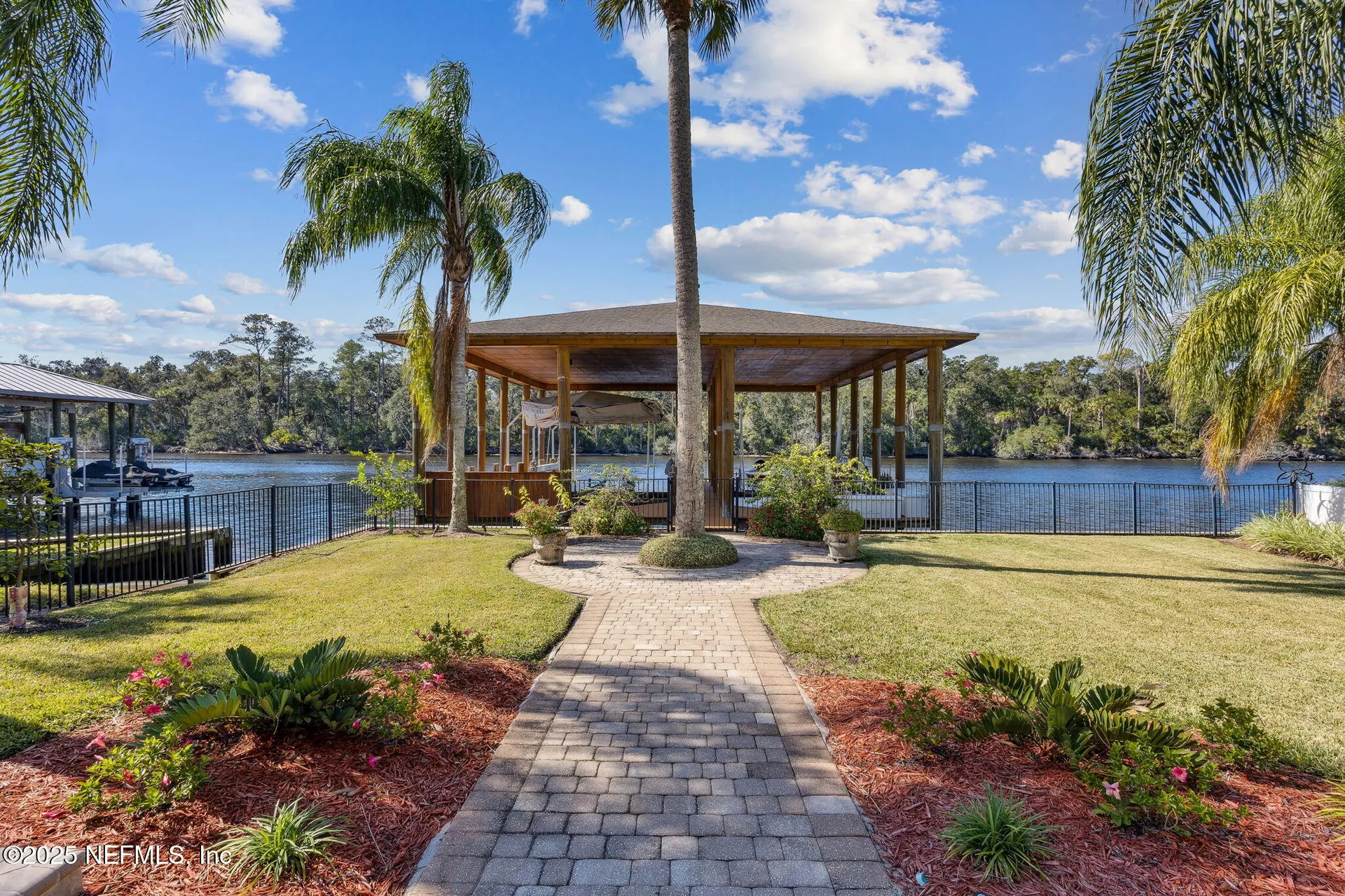 21 N Roscoe Boulevard Ponte Vedra Beach FL 32082