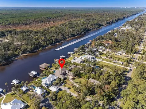 21 N Roscoe Boulevard Ponte Vedra Beach FL 32082