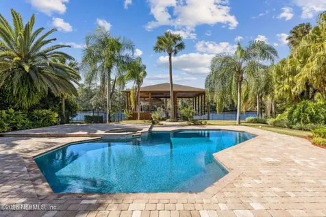 21 N Roscoe Boulevard Ponte Vedra Beach FL 32082