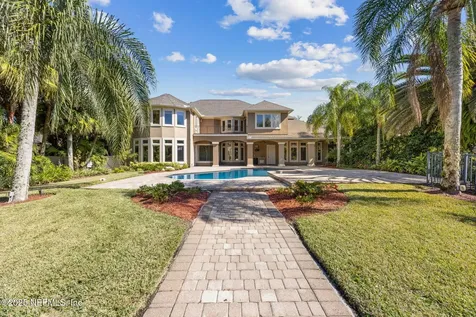 21 N Roscoe Boulevard Ponte Vedra Beach FL 32082