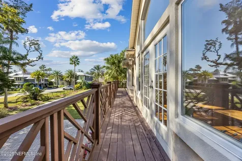 21 N Roscoe Boulevard Ponte Vedra Beach FL 32082