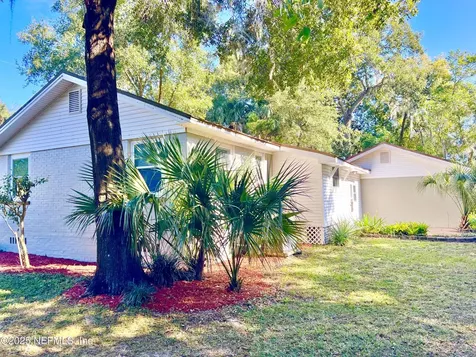 2071 Hilltop Boulevard Jacksonville FL 32246