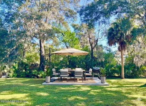 2071 Hilltop Boulevard Jacksonville FL 32246