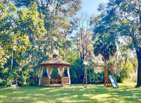 2071 Hilltop Boulevard Jacksonville FL 32246