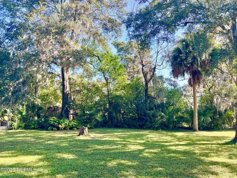 2071 Hilltop Boulevard Jacksonville FL 32246