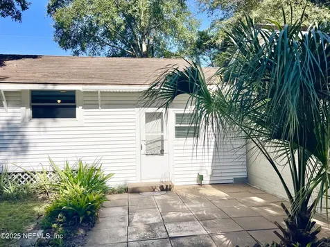 2071 Hilltop Boulevard Jacksonville FL 32246