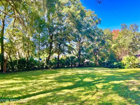 2071 Hilltop Boulevard Jacksonville FL 32246