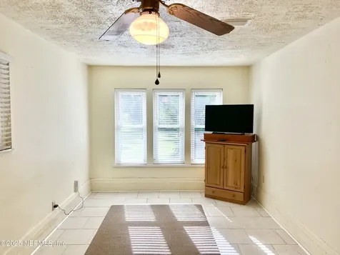 2071 Hilltop Boulevard Jacksonville FL 32246
