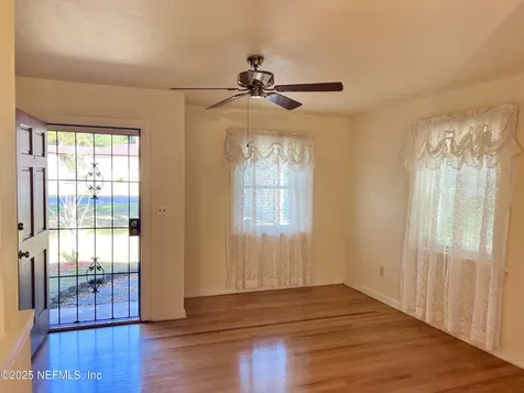 2071 Hilltop Boulevard Jacksonville FL 32246