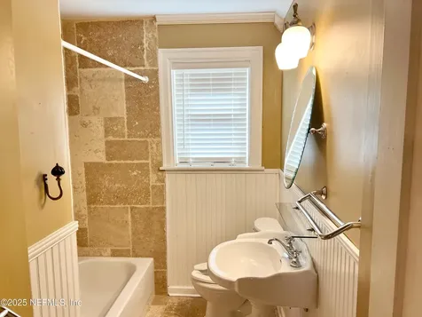 2071 Hilltop Boulevard Jacksonville FL 32246