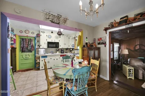 7632 Lueders Avenue Jacksonville FL 32208