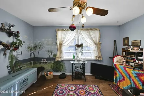 7632 Lueders Avenue Jacksonville FL 32208