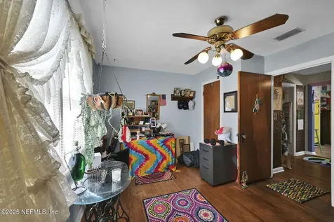 7632 Lueders Avenue Jacksonville FL 32208