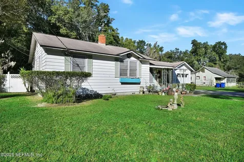 7632 Lueders Avenue Jacksonville FL 32208