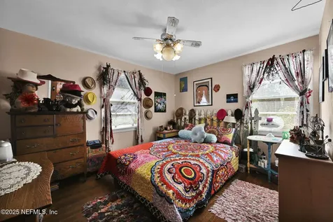 7632 Lueders Avenue Jacksonville FL 32208