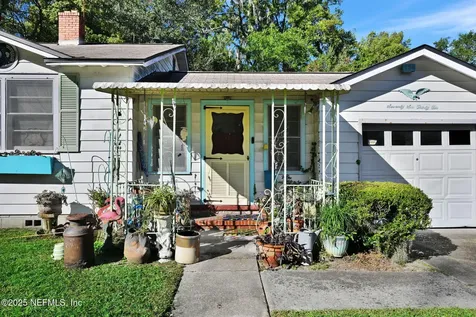 7632 Lueders Avenue Jacksonville FL 32208