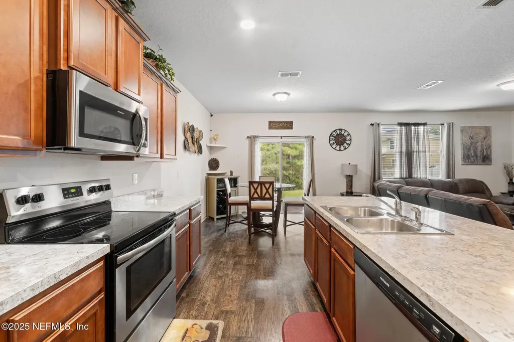 7143 Cotton Bend Court Jacksonville FL 32220