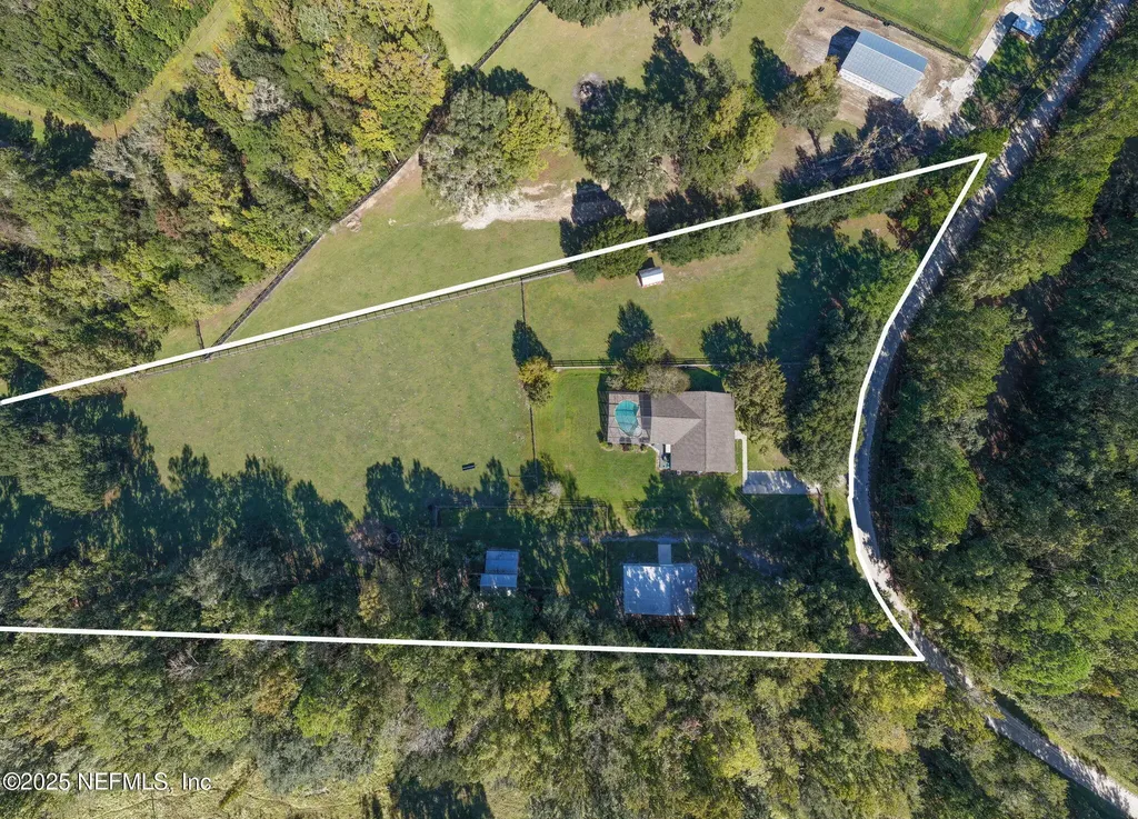 4299 Hawk Haven Road Middleburg FL 32068