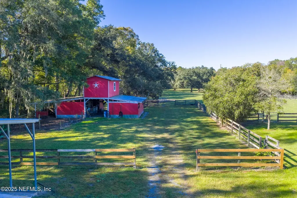 4299 Hawk Haven Road Middleburg FL 32068
