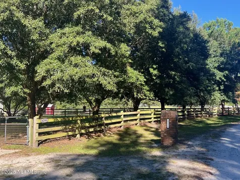 4299 Hawk Haven Road Middleburg FL 32068