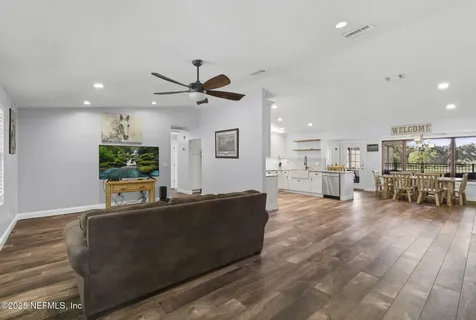 4299 Hawk Haven Road Middleburg FL 32068