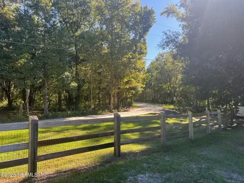4299 Hawk Haven Road Middleburg FL 32068